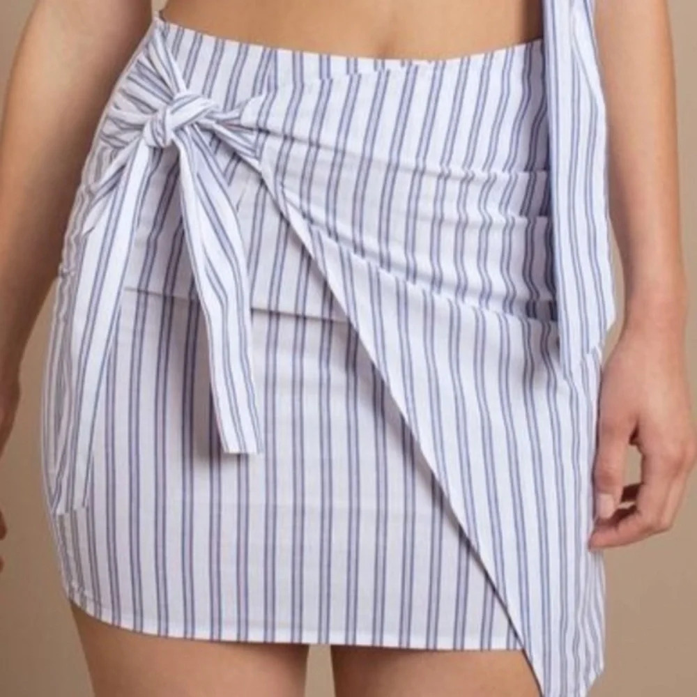 Euc Tobi skirt size xs